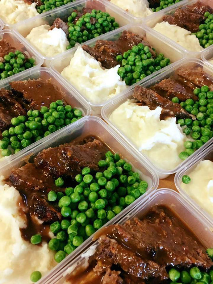 Meatloaf With Mashed Potato, Peas & Gravy